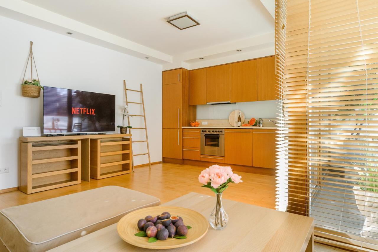 Lumina Apart With A Large Balcony Near Presidential Palace And River Warsaw Ngoại thất bức ảnh